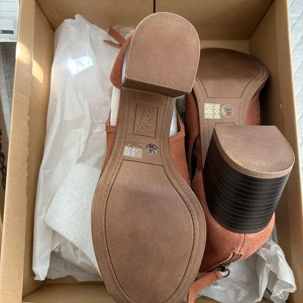 Dirty Laundry | Tessa Suede Perforated Peep Toe Booties